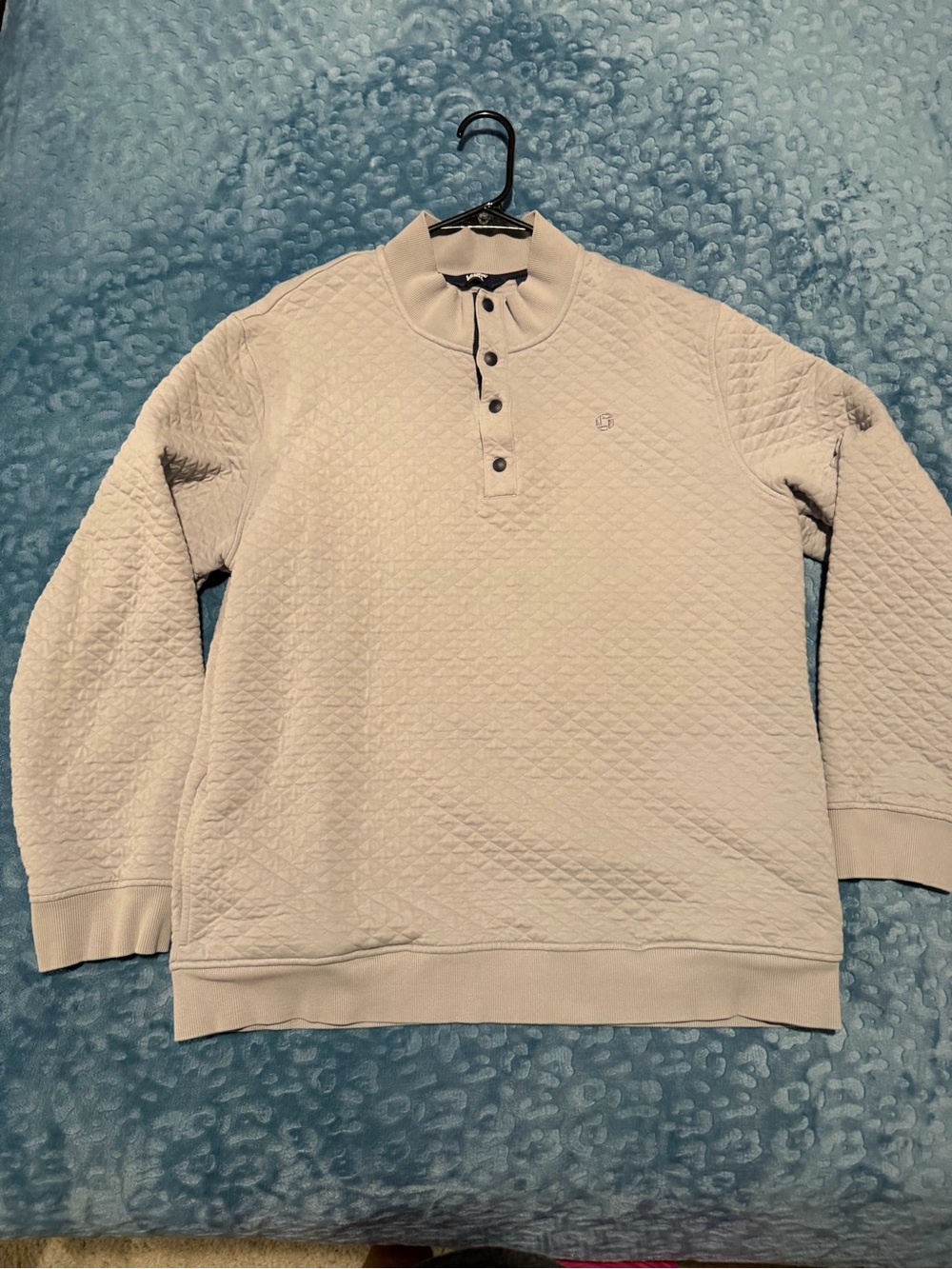 Chase Bank Lands End Gray Quilted Henley Pullover Sweatshirt